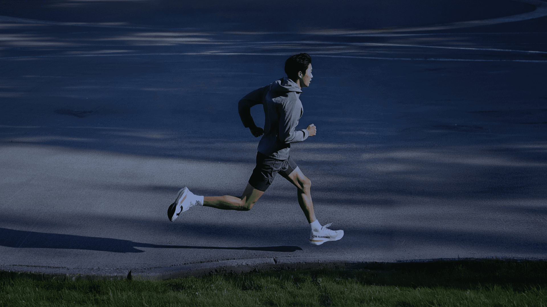 오늘의 사운드프로는 어제보다 더 젊고 앞서갑니다.